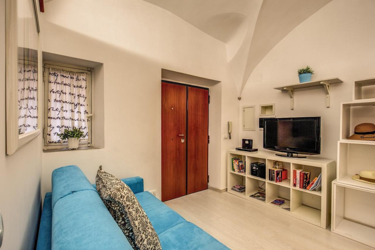 Coronari Stylish Apartment Ρώμη Εξωτερικό φωτογραφία