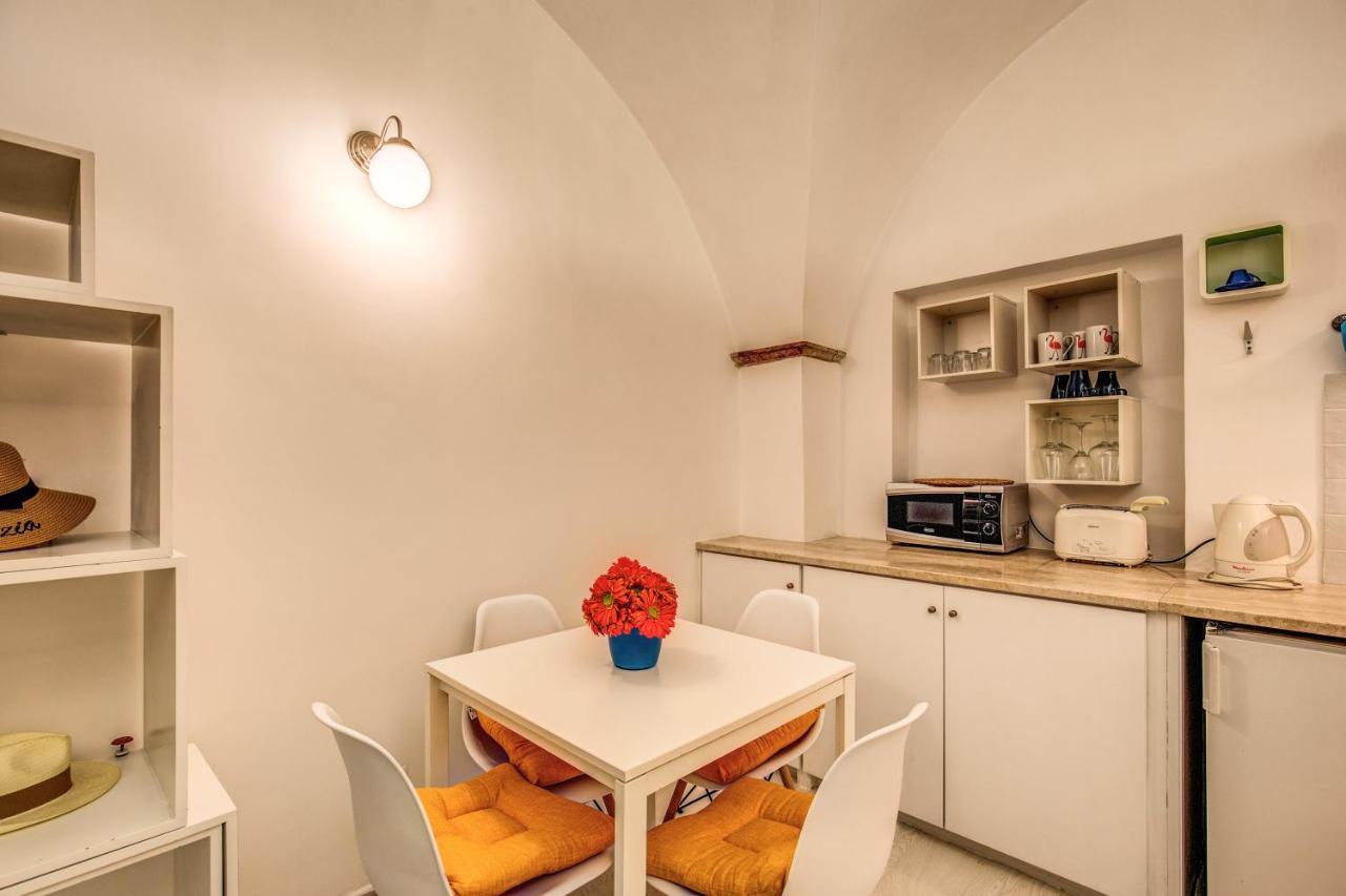 Coronari Stylish Apartment Ρώμη Εξωτερικό φωτογραφία